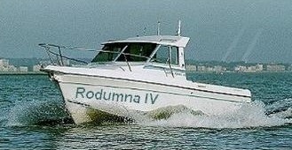 Rodumna 4, jeanneau Merry Fisher 650. Passez votre permis bateau fluvial, permis bateau mer côtier et permis bateau hauturier, à Clermont Ferrand auprès du bateau école Richard Audinet. Depuis 1967 à votre service. Formalités réduites, examens toutes les semaines.